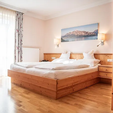 & Restaurant Ragginger Attersee Szálloda Nussdorf am Attersee