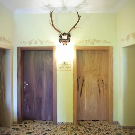 & Restaurant Ragginger Attersee Hotel