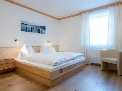 Szálloda & Restaurant Ragginger Attersee 4*