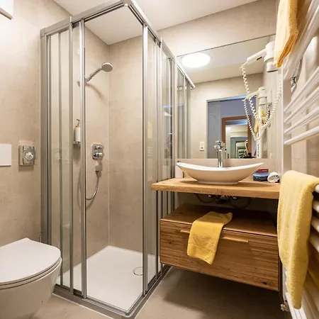 & Restaurant Ragginger Attersee 4* Nussdorf am Attersee