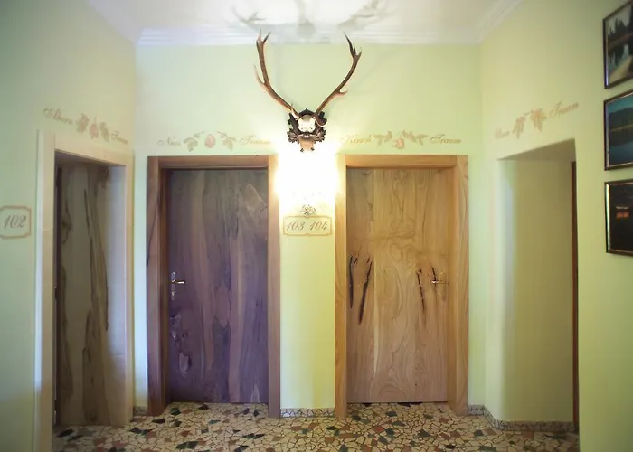 & Restaurant Ragginger Attersee Hotell