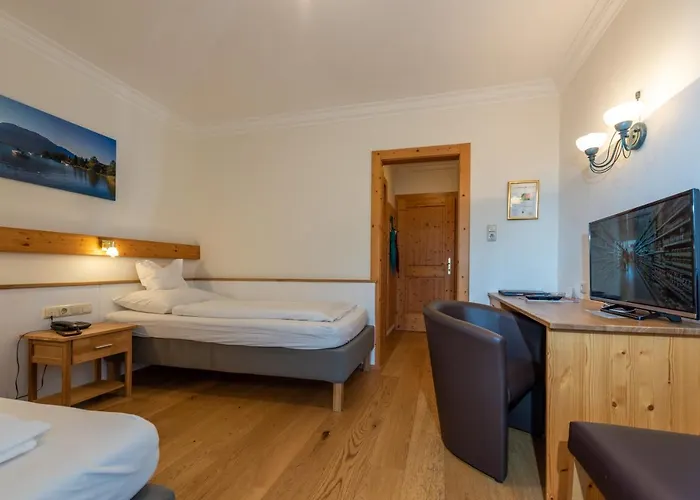 Otel & Restaurant Ragginger Attersee