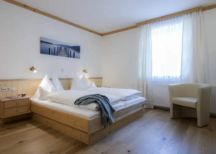 & Restaurant Ragginger Attersee 호텔 4*