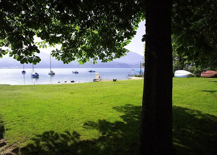 & Restaurant Ragginger Attersee 널스돌프앰아테시